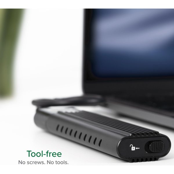 Plugable USB C to M.2 NVMe Tool-free Enclosure USB C and Thunderbolt 3 Compatible up to USB 3.1 Gen 2 Speeds (10Gbps). - Image 2
