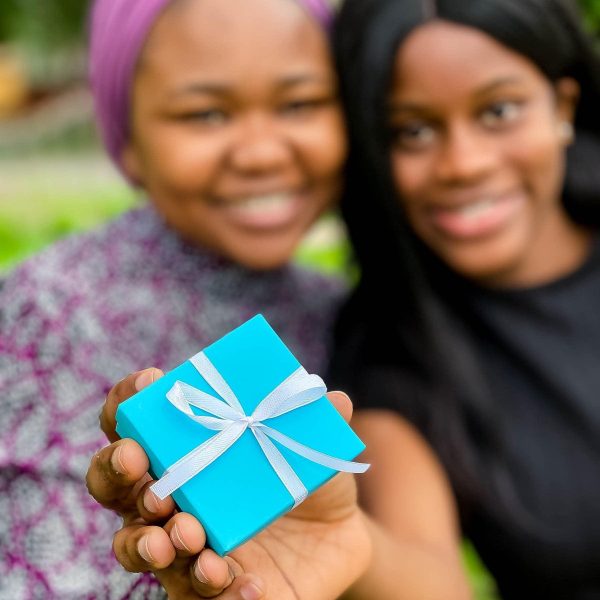 Anniversary Gift for Her & Him Romantic Present for Boyfriend Girlfriend Custom Message I Love You Gifts to Wife Husband (Key   You Hold the Key to My Heart in Teal Blue Box) - Image 2