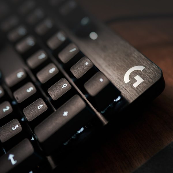 Logitech G413 TKL SE Mechanical Gaming Keyboard - Image 3