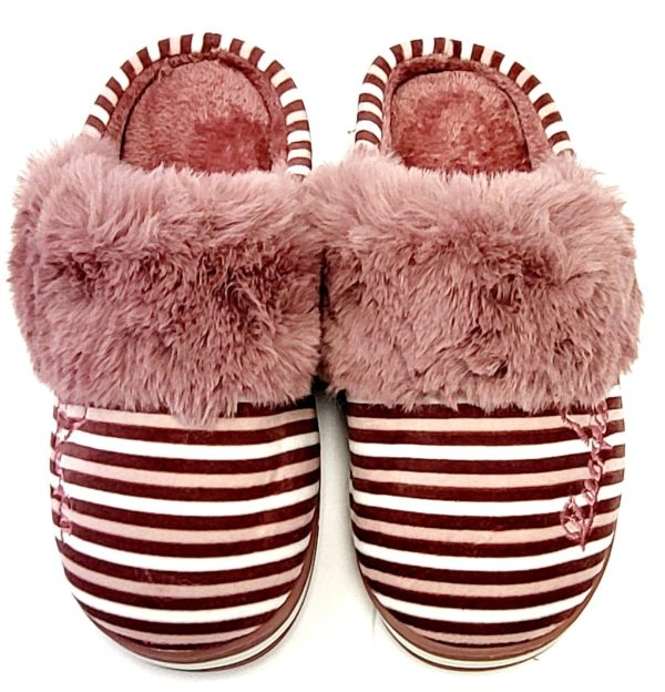 Women's Knit and Faux Fur Pink Comfort House Shoes Slippers 7.5 US size
